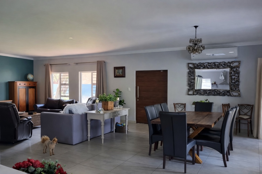 6 Bedroom Property for Sale in Kathu Northern Cape